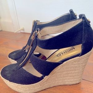 Michael Kors wedge 6.5